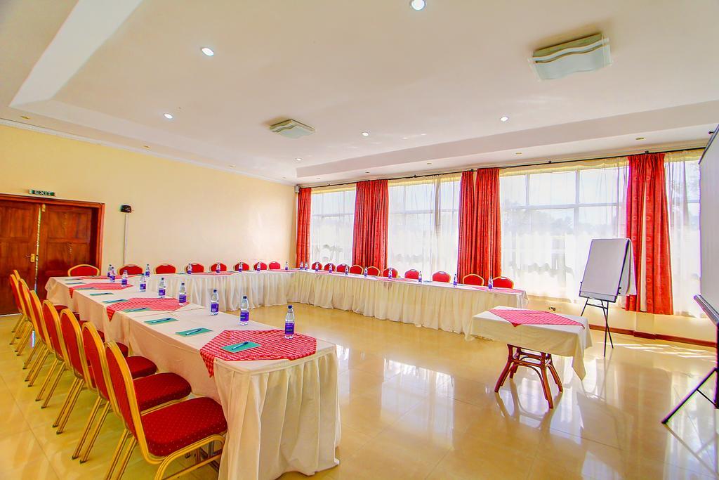 Poa Place Resort & Hotel - Where Nature Meets Comfort Eldoret Exterior photo